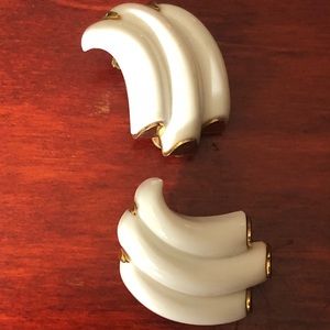 Vintage Trifari earrings